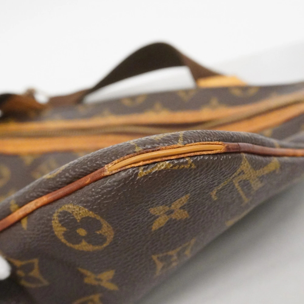 LOUIS VUITTON Authentic Brown Monogram Pochette Shoulder Bag - Picture 6 of 14